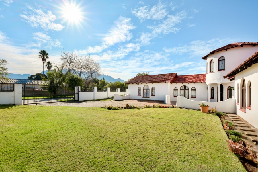 4 Bedroom Property for Sale in Heather Park Western Cape